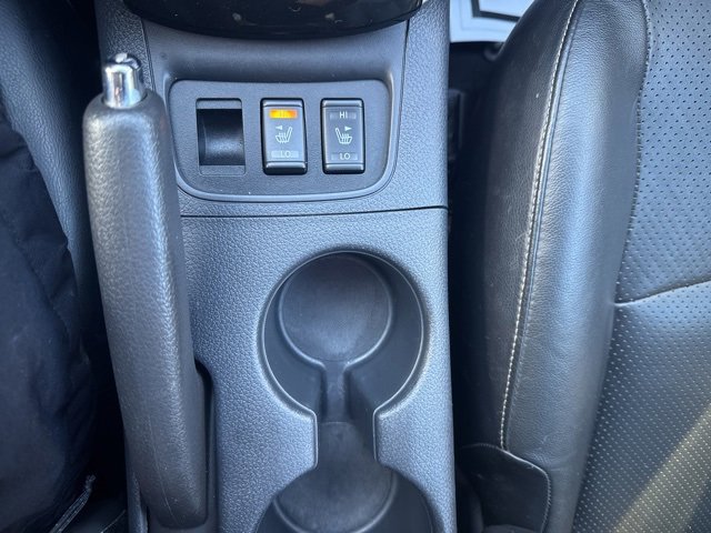 Used 2016 Nissan Sentra SL w/ Technology Package image 32