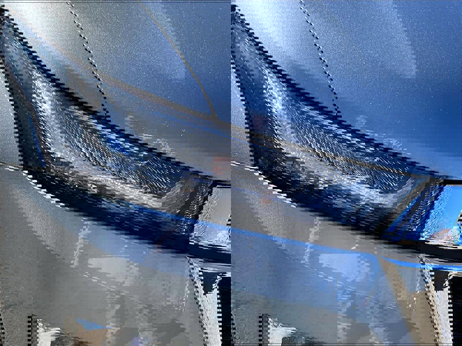 Used 2023 Chevrolet Traverse LT image 34