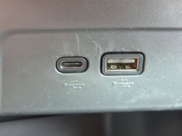 Used 2025 Chevrolet Trax LT w/ Driver Confidence Package image 20