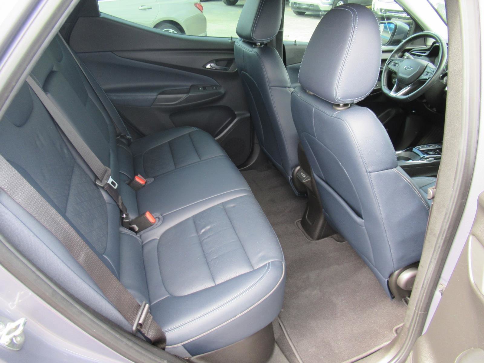 Used 2023 Chevrolet Bolt EUV Premier w/ Sun & Sound Package image 30