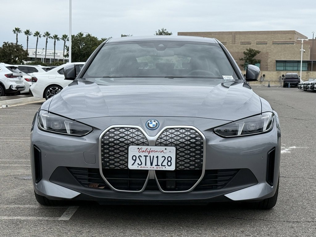 Used 2025 BMW i4 eDrive40 w/ Premium Package image 3