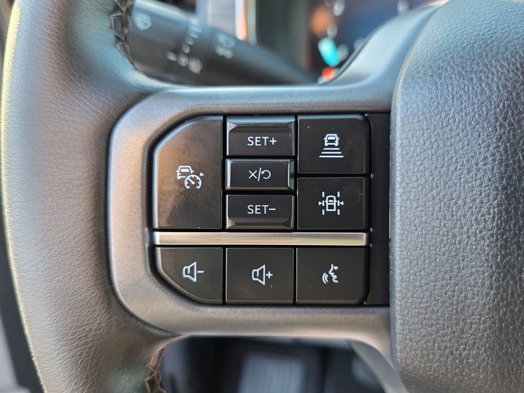 Used 2025 Ford F150 Lariat w/ Equipment Group 501A Mid image 21