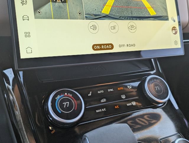 Used 2023 Land Rover Range Rover Sport SE Dynamic image 18