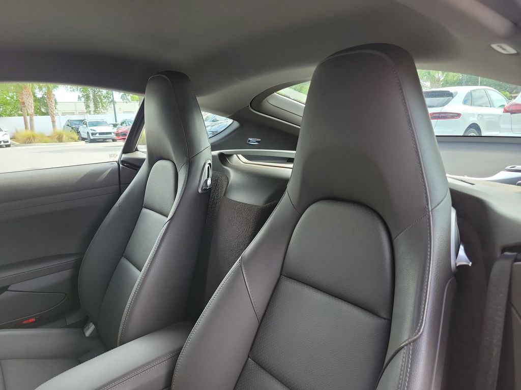 Certified 2019 Porsche 718 Cayman S RWD image 6