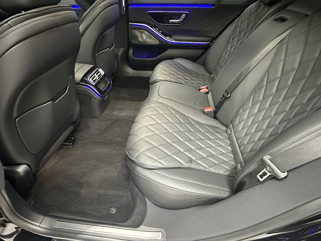 Certified 2025 Mercedes-Benz S 580e 4MATIC Sedan image 24