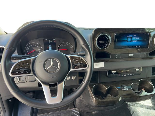 Used 2022 Mercedes-Benz Sprinter 3500 image 6
