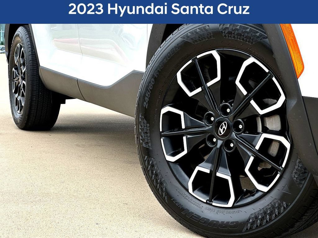 Used 2023 Hyundai Santa Cruz SEL AWD/4WD image 2
