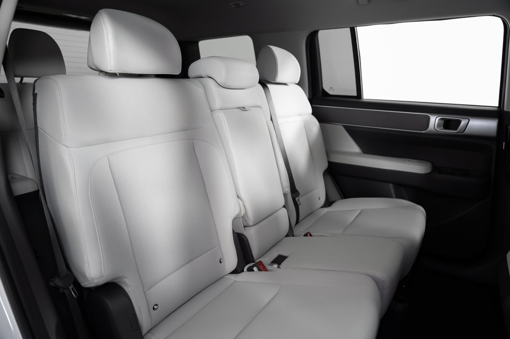 New 2026 Hyundai Santa Fe SE FWD image 22