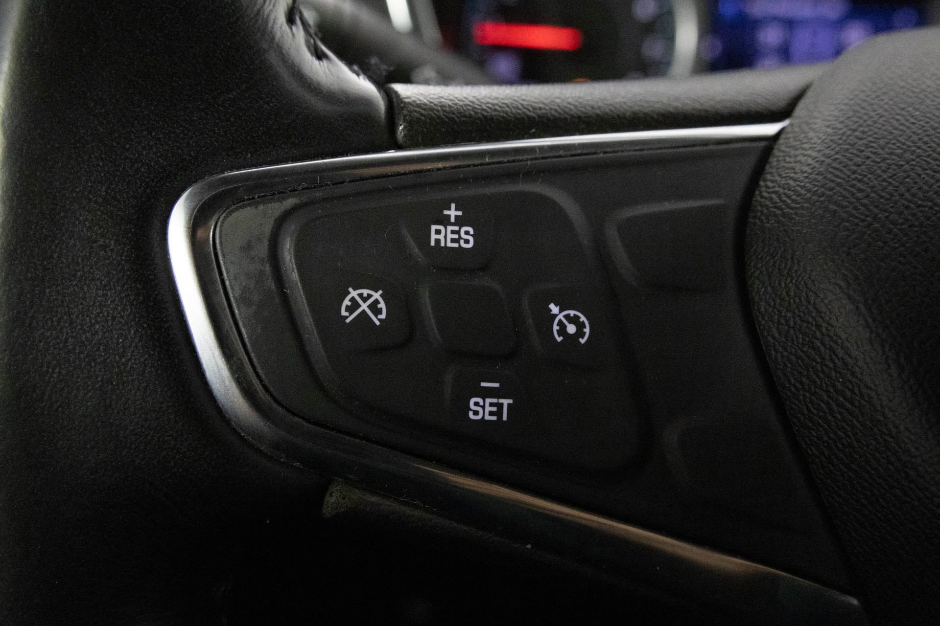 Used 2019 Chevrolet Equinox LT FWD image 28