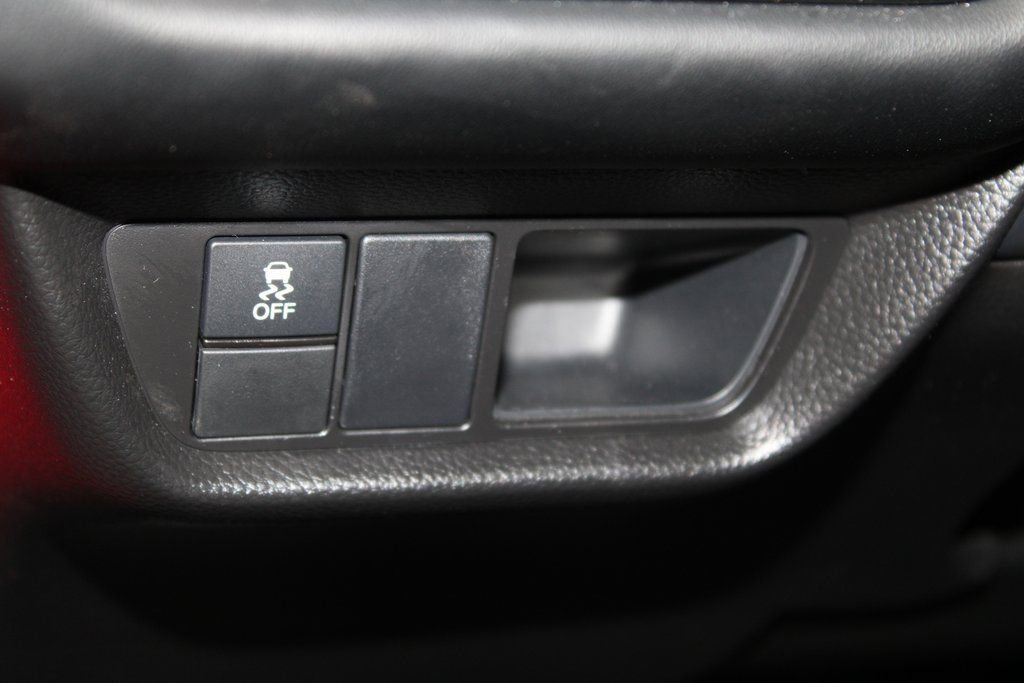 Certified 2025 Honda HR-V Sport image 9