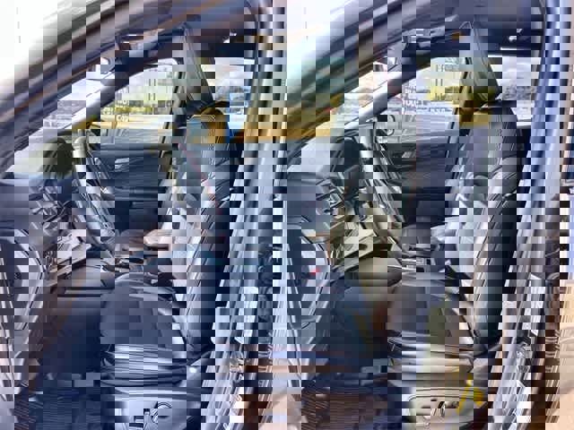 Used 2025 Ford Escape ST-Line w/ Equipment Group 301A image 11