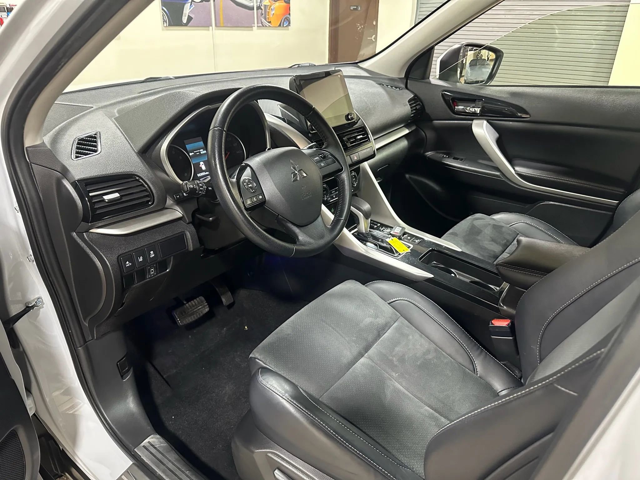Used 2022 Mitsubishi Eclipse Cross SE AWD/4WD image 19
