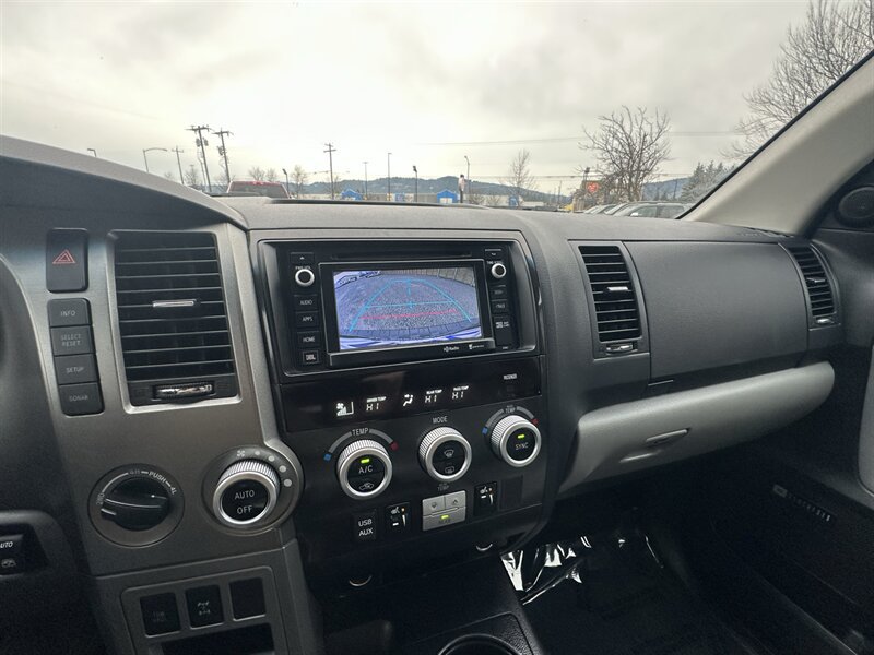 Used 2015 Toyota Sequoia Limited AWD/4WD image 9