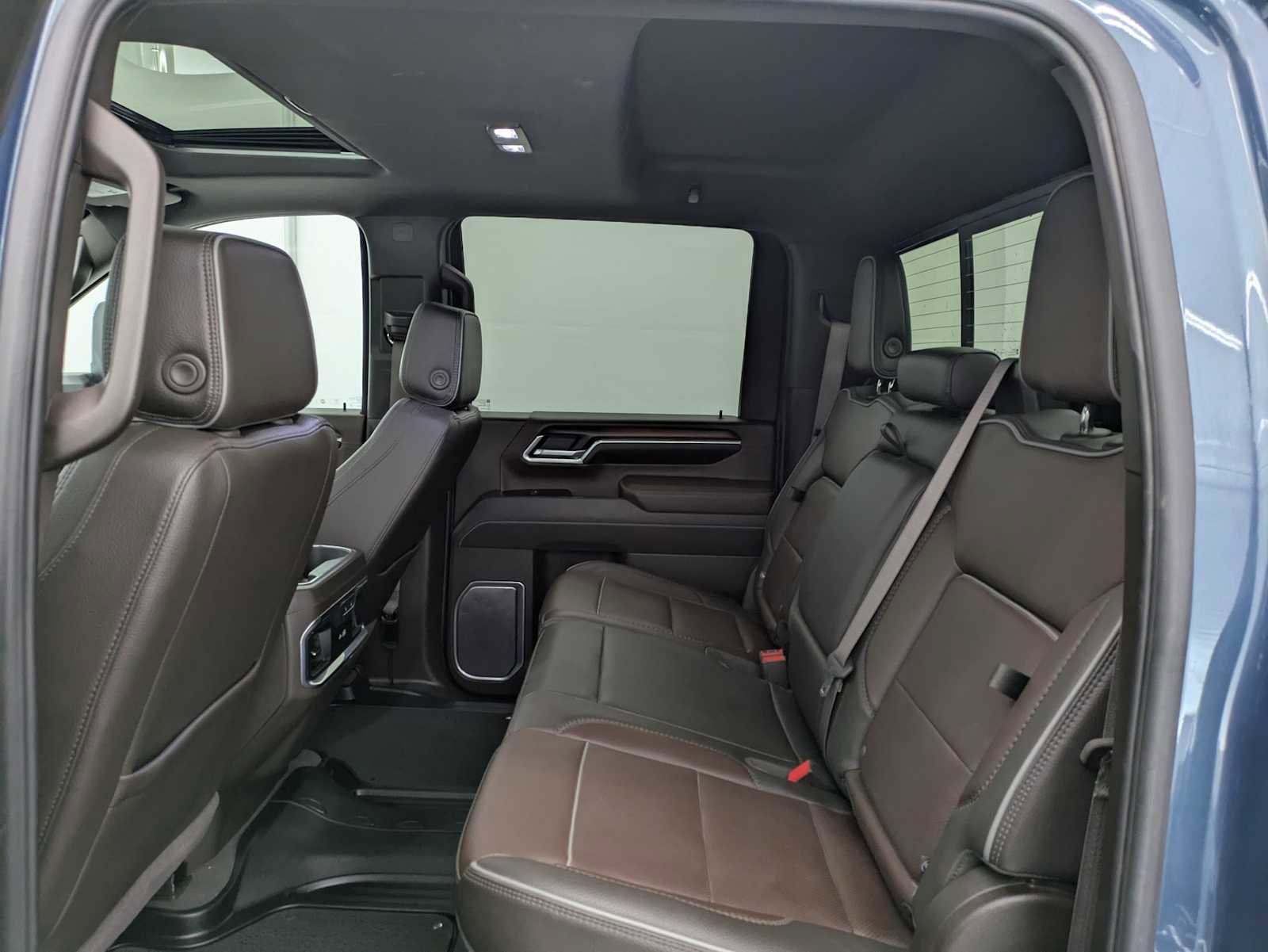 Used 2025 GMC Sierra 2500 Denali w/ Denali Reserve Package image 22