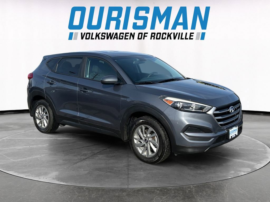 Used 2017 Hyundai Tucson SE image 1