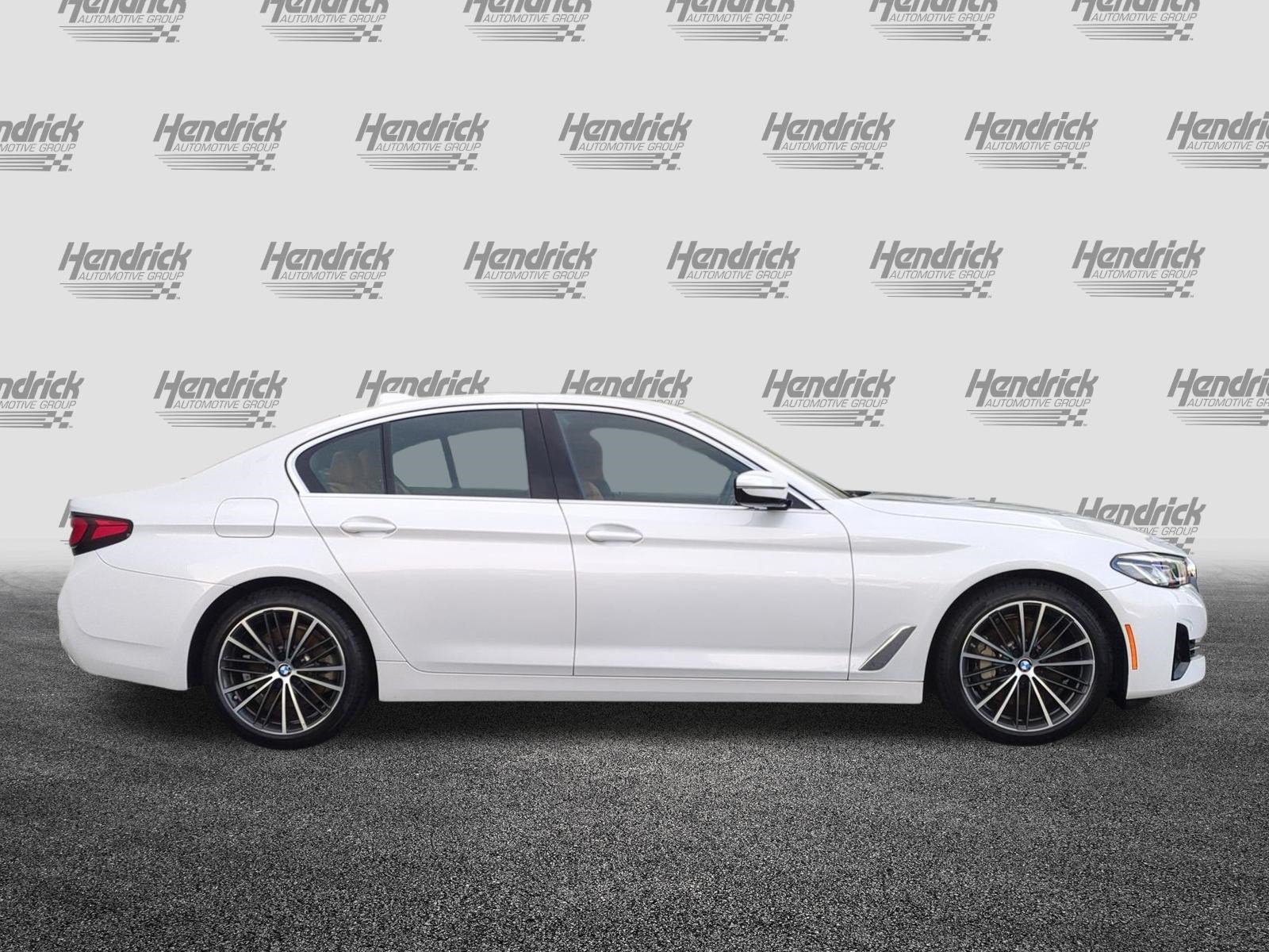 Used 2023 BMW 530i w/ Premium Package RWD image 11
