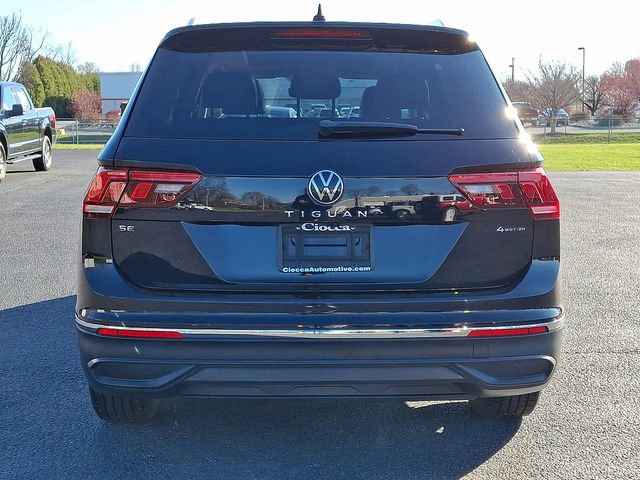Used 2022 Volkswagen Tiguan SE image 8