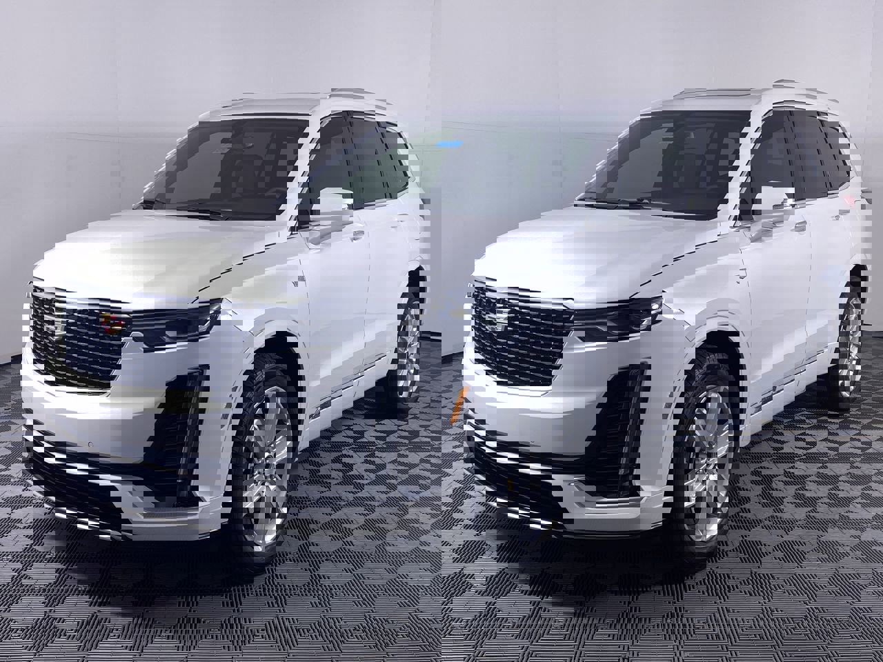 New 2025 Cadillac XT6 Luxury w/ LPO, Red Accent Package image 35