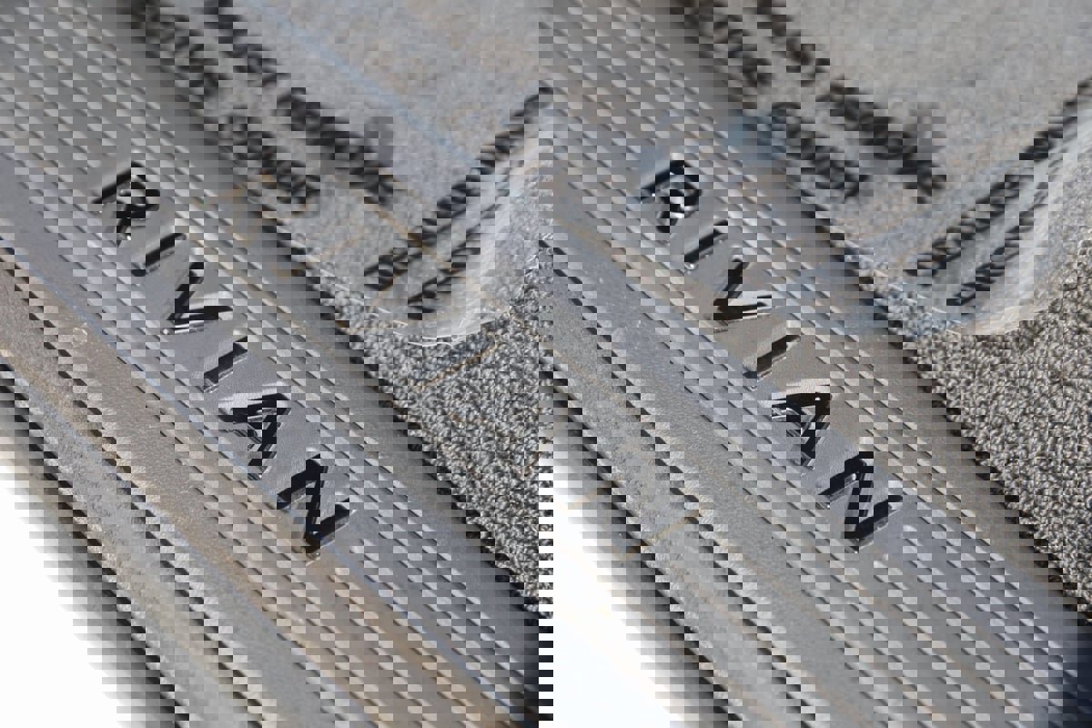 Used 2022 Rivian R1T Adventure image 34