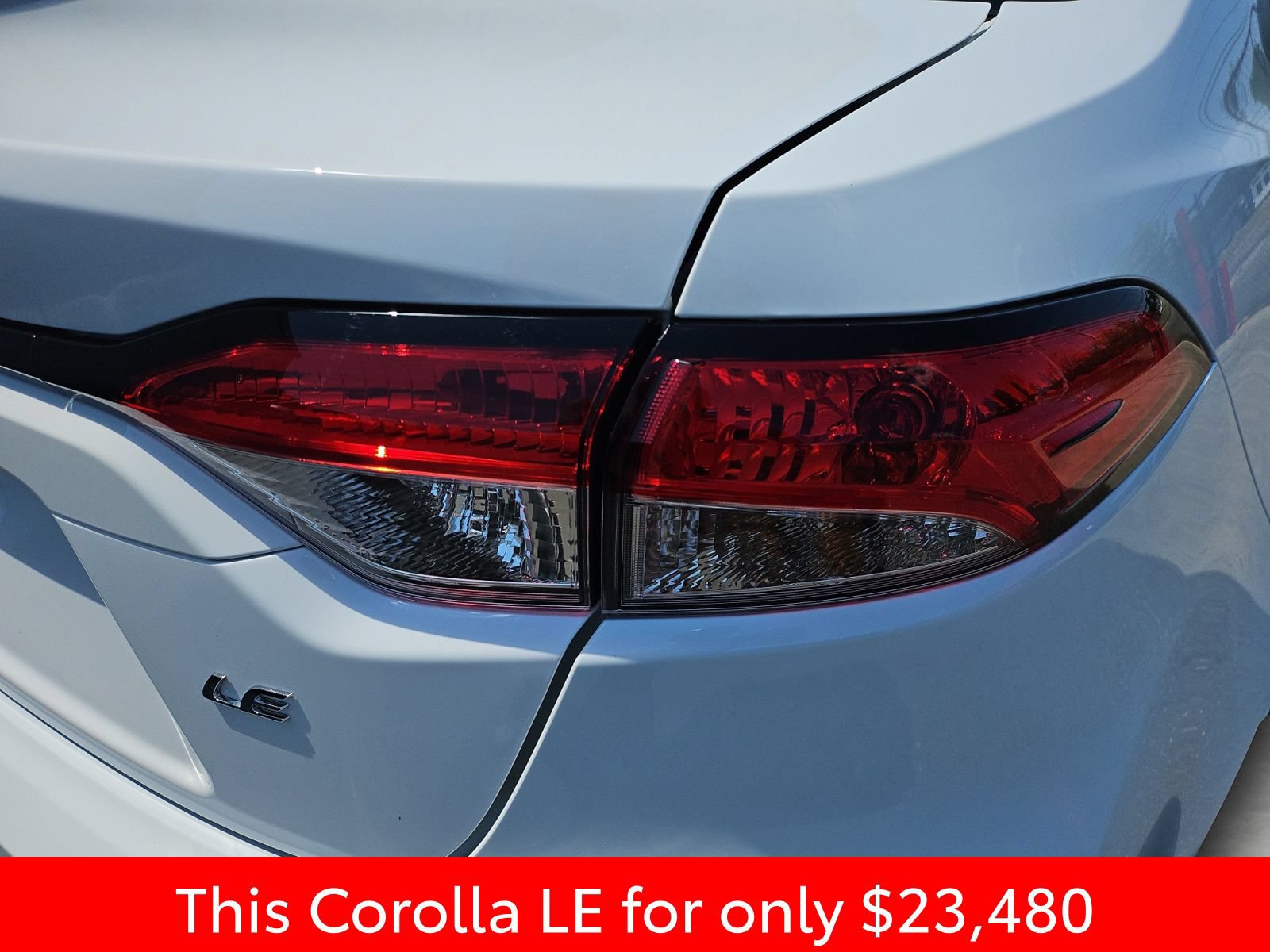 Used 2026 Toyota Corolla LE FWD image 20