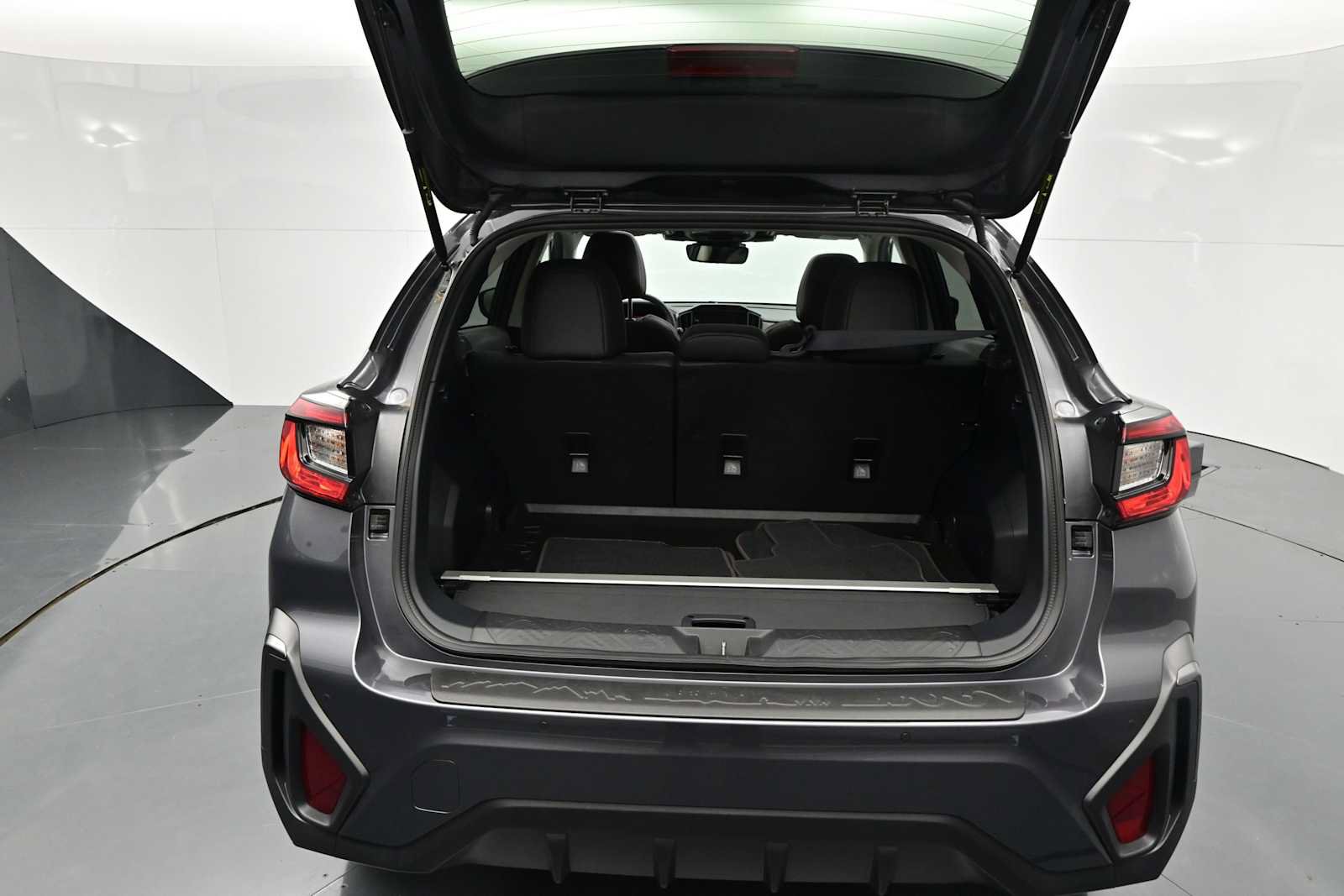 Used 2025 Subaru Crosstrek 2.5i Limited AWD/4WD image 6