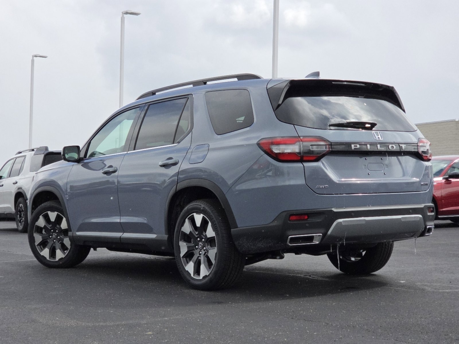 New 2026 Honda Pilot Touring image 13