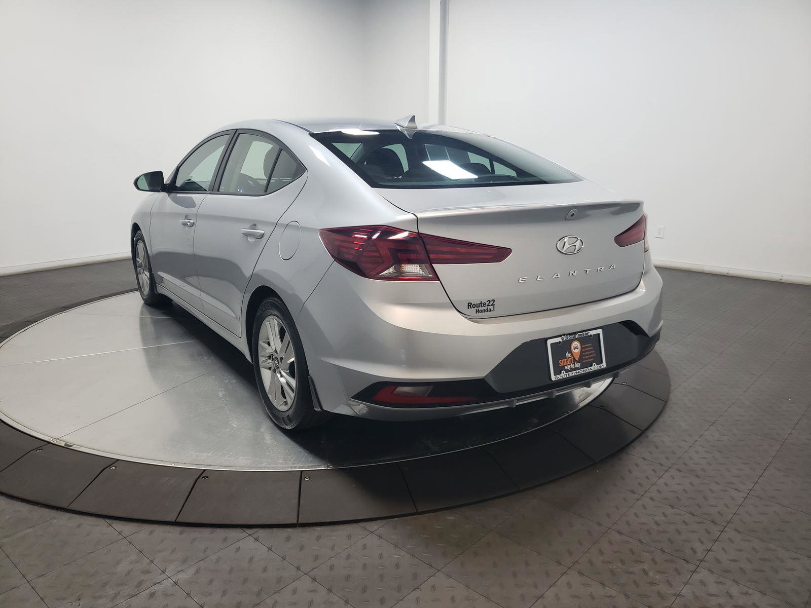 Used 2020 Hyundai Elantra SEL w/ Cargo Package (C1) image 9