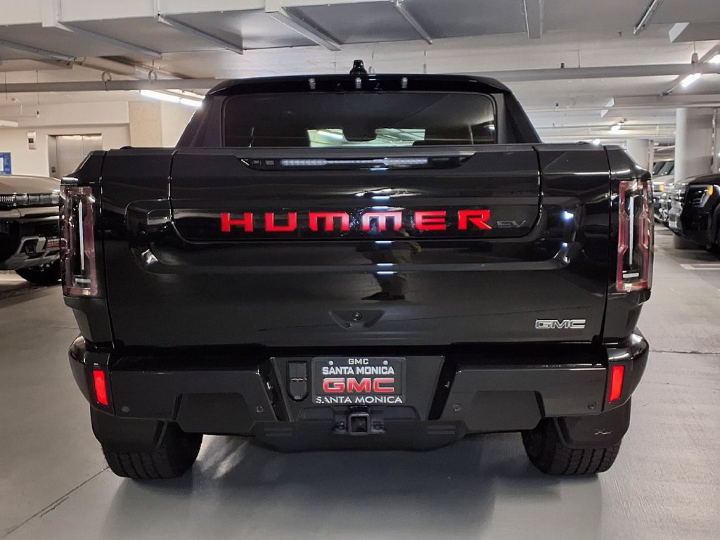 New 2026 GMC Hummer EV 4x4 Crew Cab w/ LPO, Illumination Package image 9
