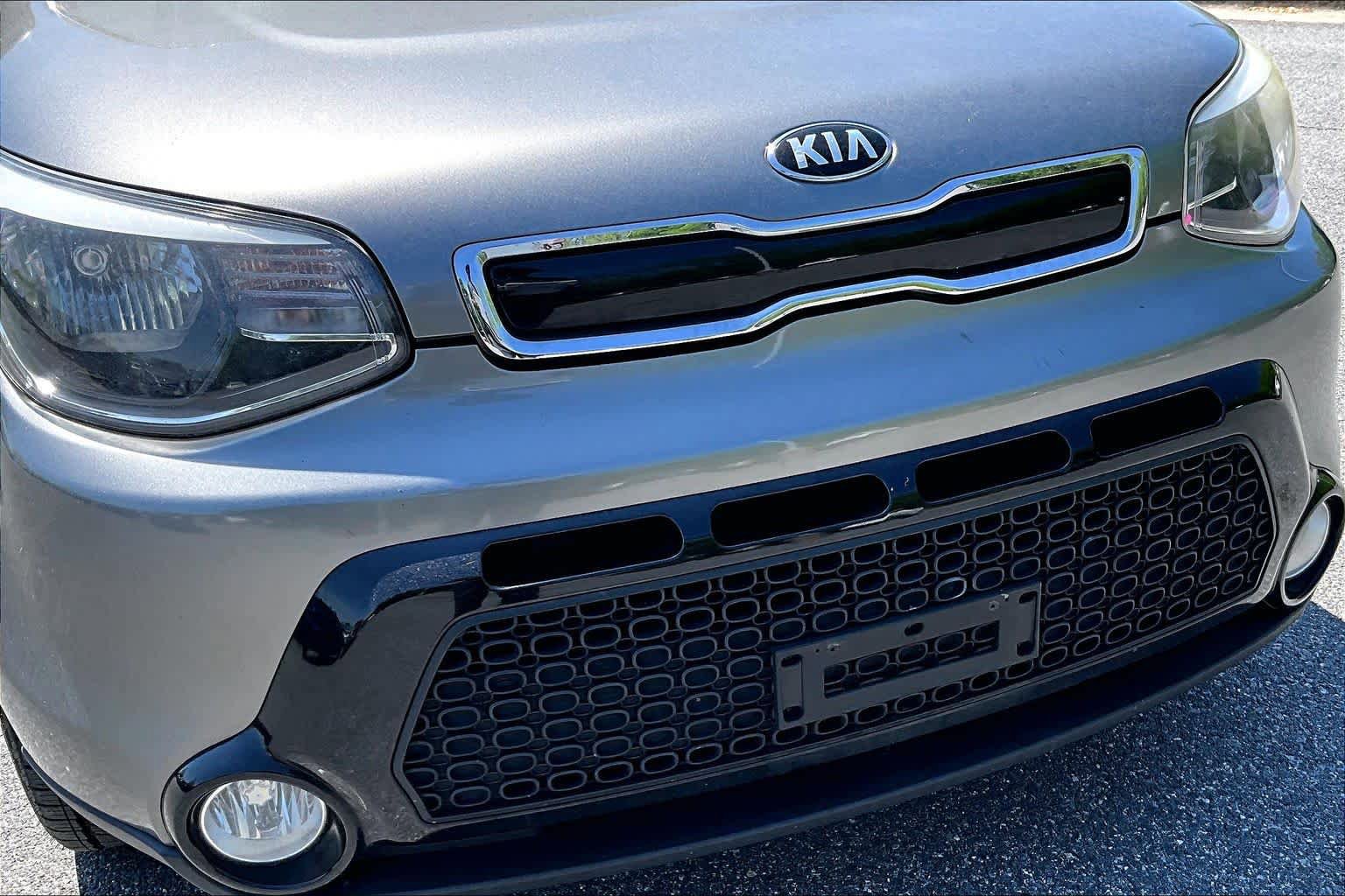 Used 2016 Kia Soul + w/ Primo Package FWD image 29