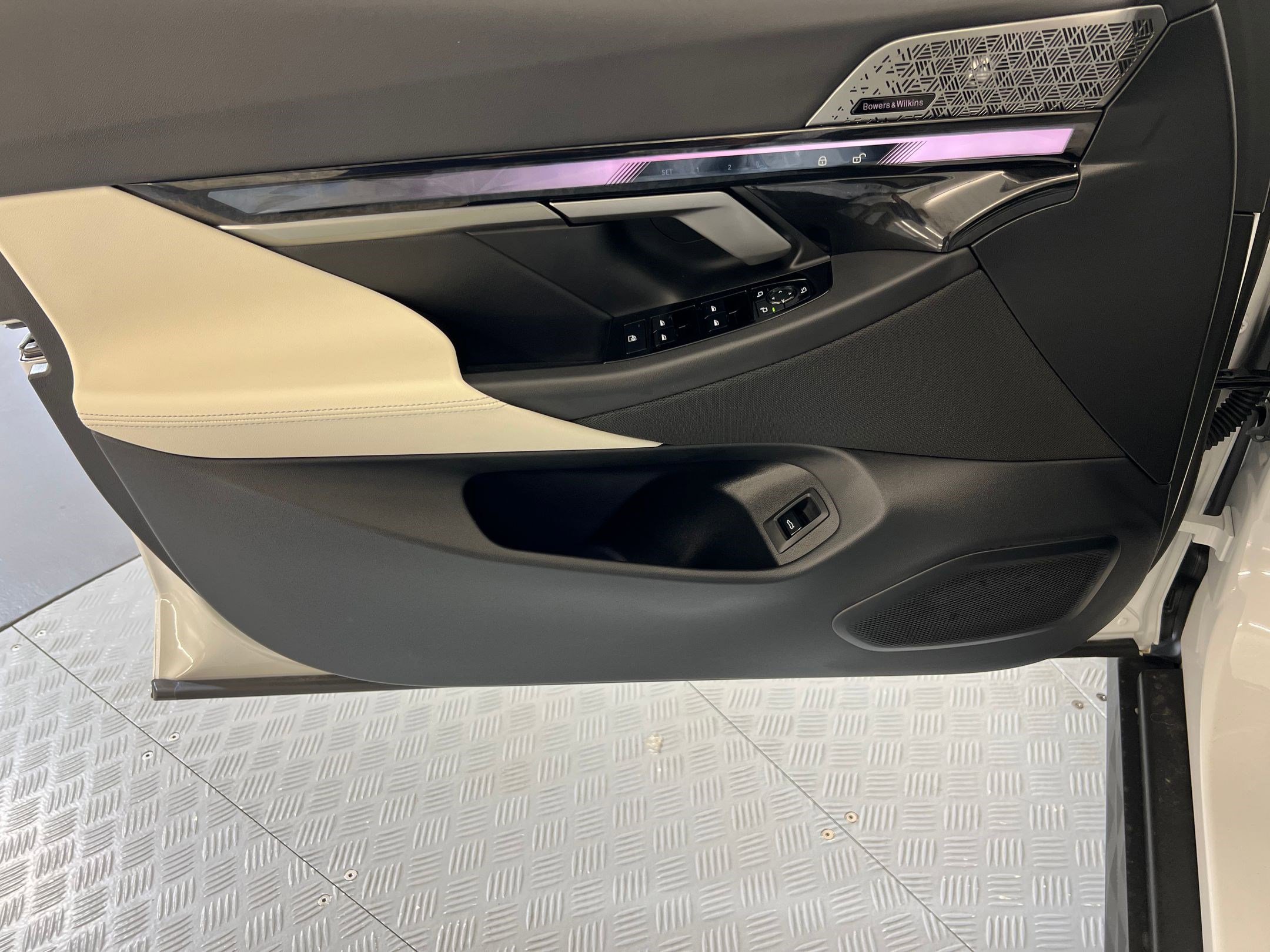 New 2026 BMW i5 eDrive40 RWD image 11