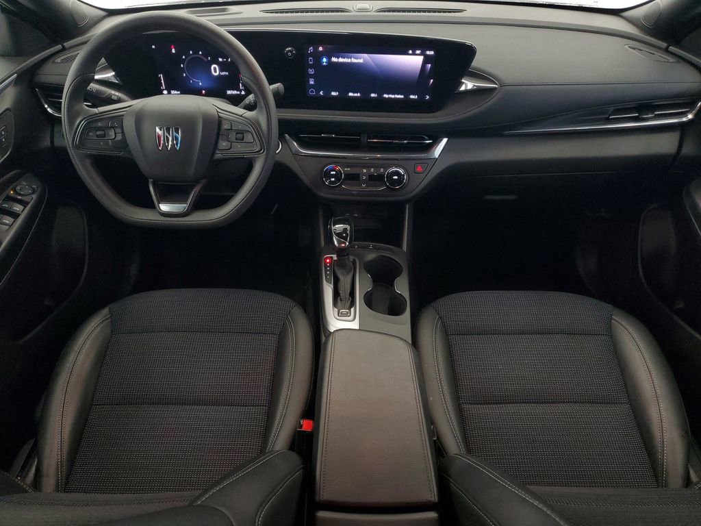 Used 2025 Buick Envista Preferred image 15