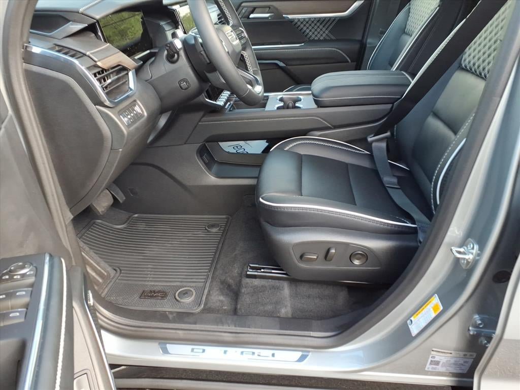 New 2026 GMC Acadia Denali w/ Super Cruise Package AWD/4WD image 13