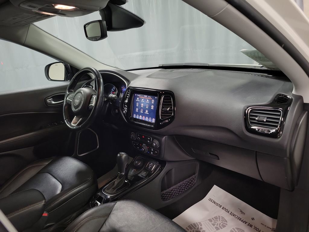 Used 2021 Jeep Compass Limited image 27