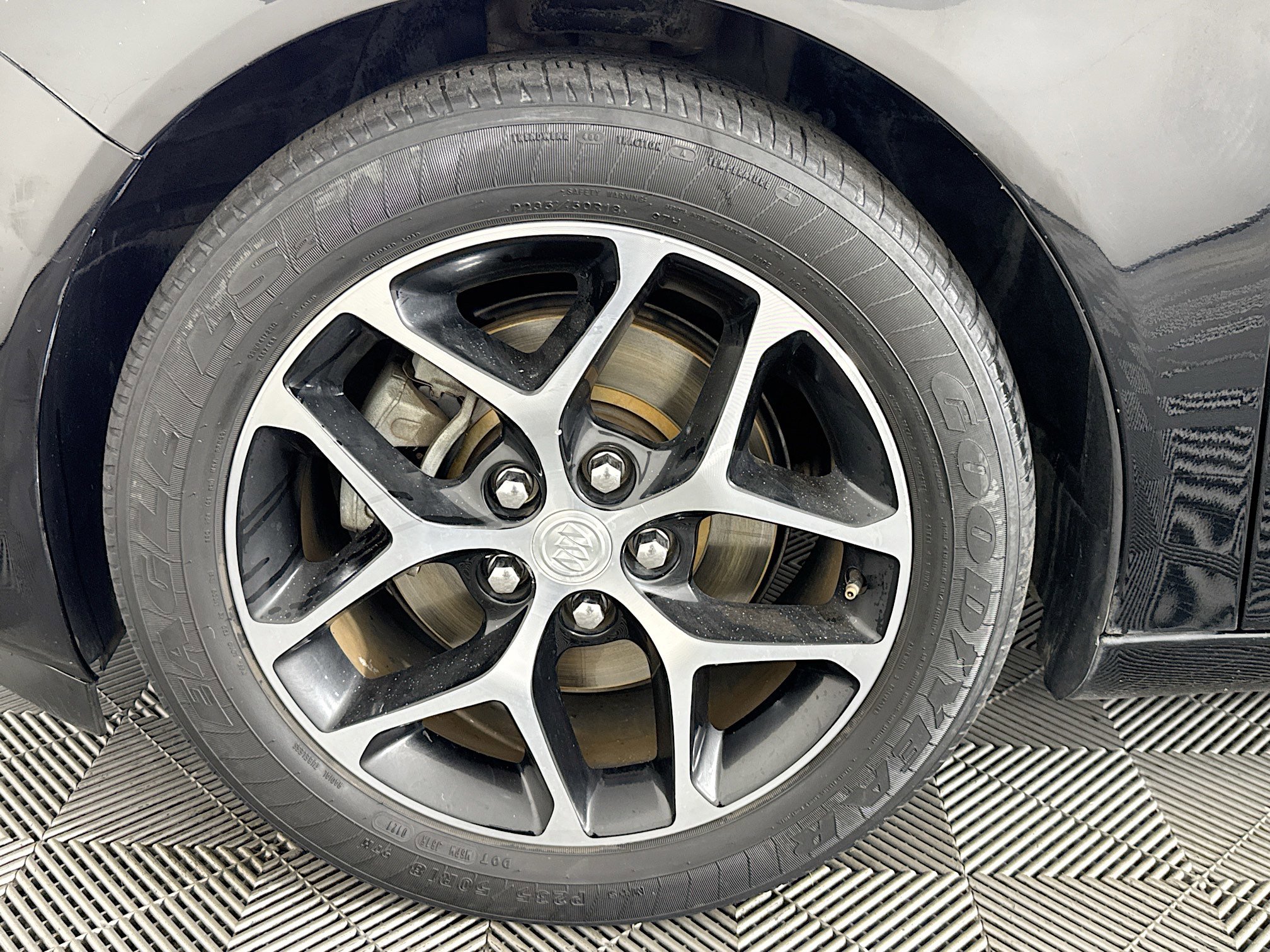 Used 2017 Buick Regal Sport Touring FWD image 36