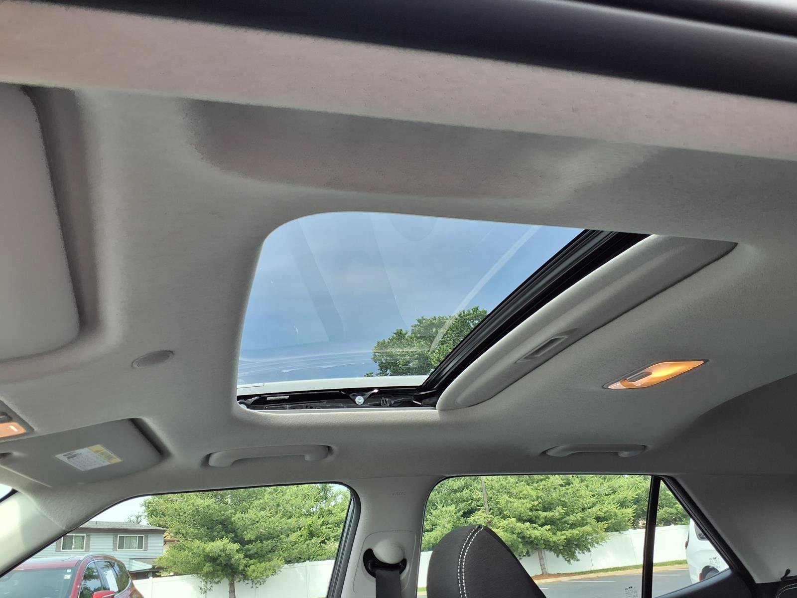 Used 2026 Hyundai Venue SEL FWD image 20