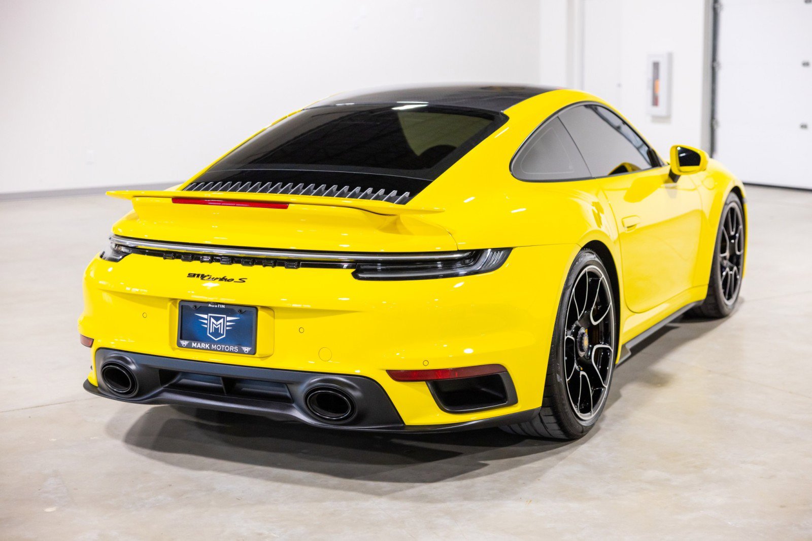 Used 2021 Porsche 911 Turbo S AWD/4WD image 9