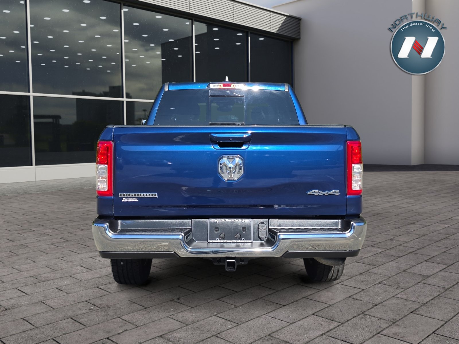 Used 2022 RAM 1500 Big Horn AWD/4WD image 4