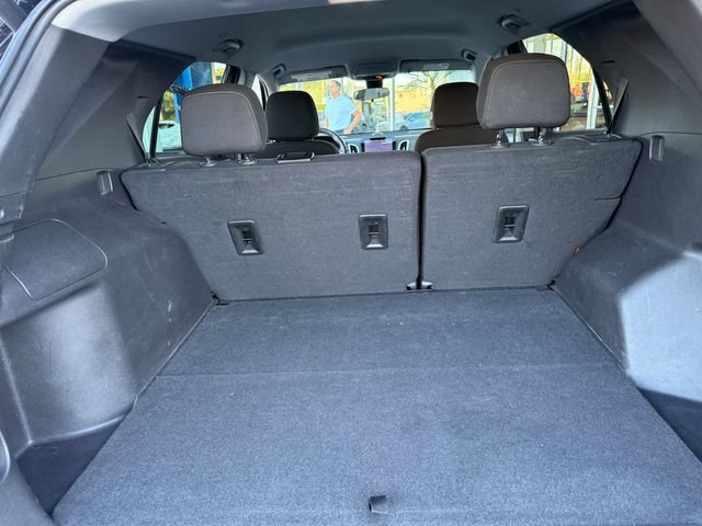 Used 2024 Chevrolet Equinox LT FWD image 24