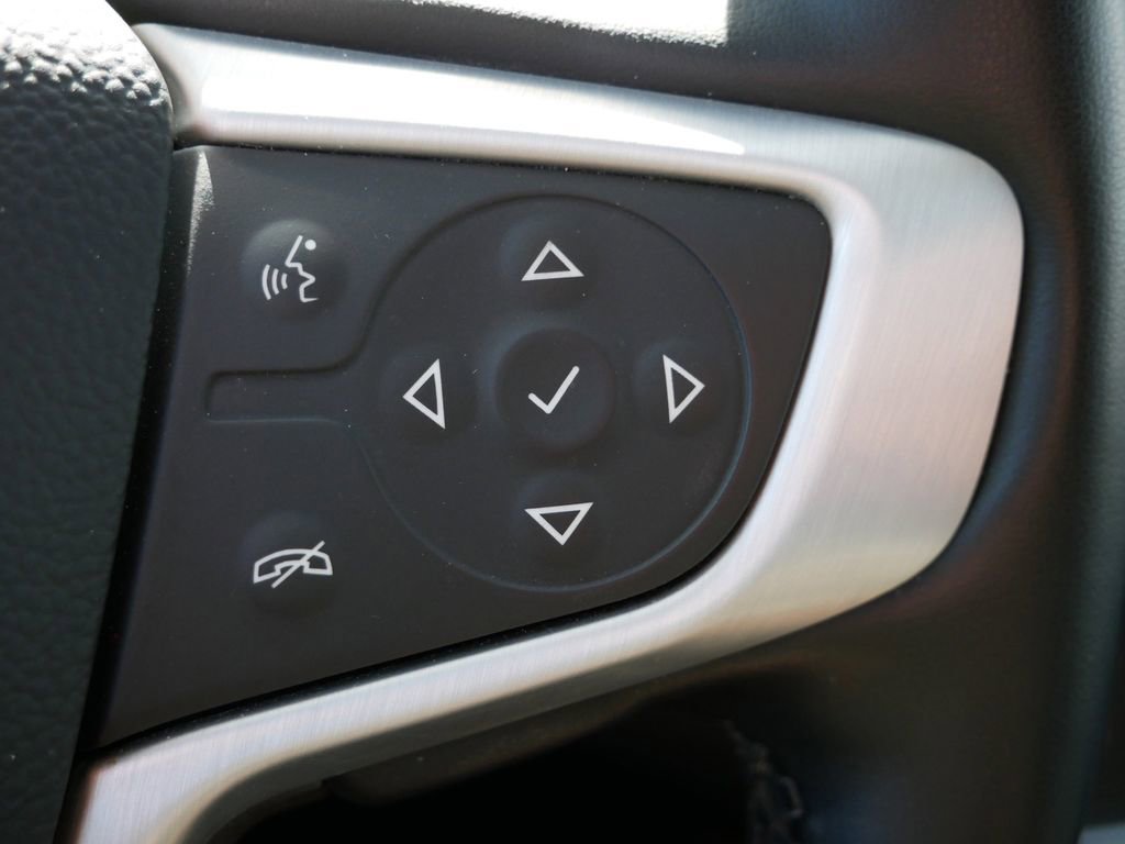 Used 2023 GMC Terrain SLT w/ Infotainment Package II AWD/4WD image 33