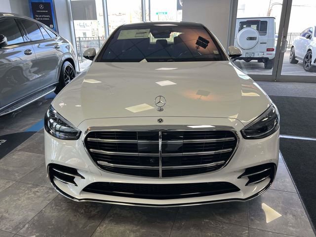 New 2026 Mercedes-Benz S 580 4MATIC Sedan image 2