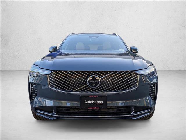 New 2026 Volvo XC90 B6 Plus w/ Protection Package Premier image 4