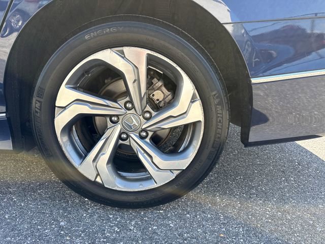 Used 2018 Honda Accord EX-L image 9