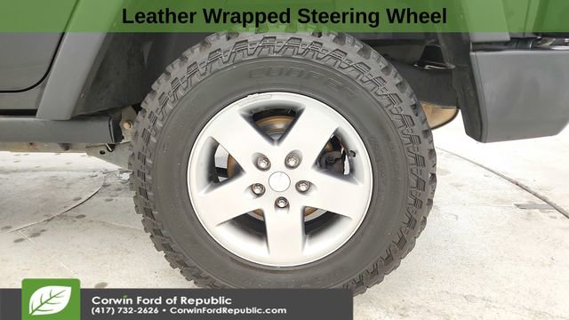 Used 2011 Jeep Wrangler Unlimited Rubicon w/ Dual Top Group image 10