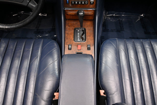 Used 1987 Mercedes-Benz 560 SL image 9