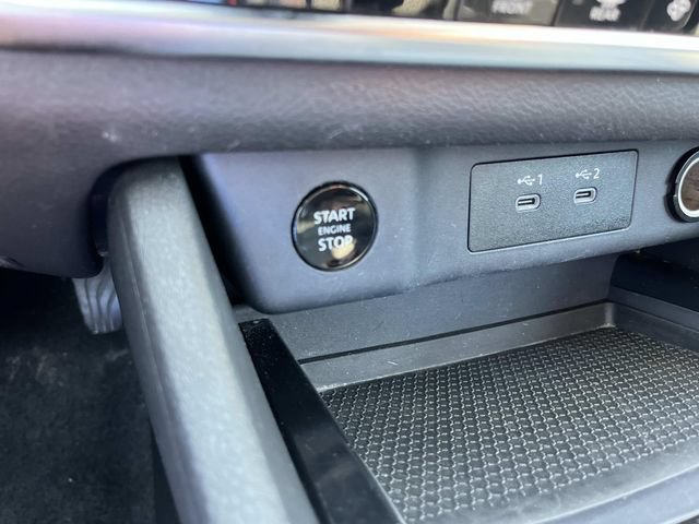 Used 2025 Nissan Rogue SV AWD/4WD image 34