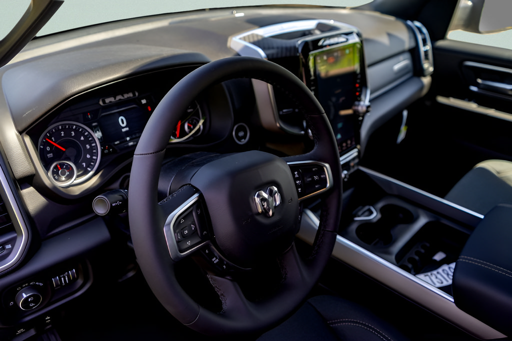 New 2026 RAM 1500 Big Horn AWD/4WD image 9