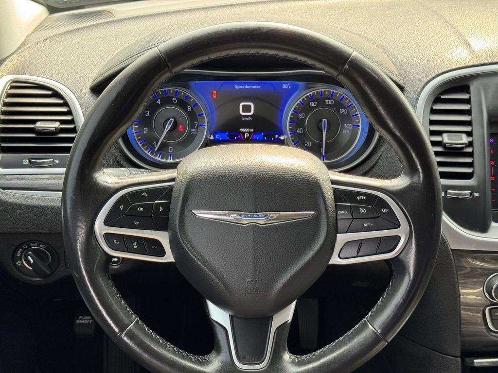 Used 2021 Chrysler 300 Touring w/ Sport Appearance Package RWD image 10