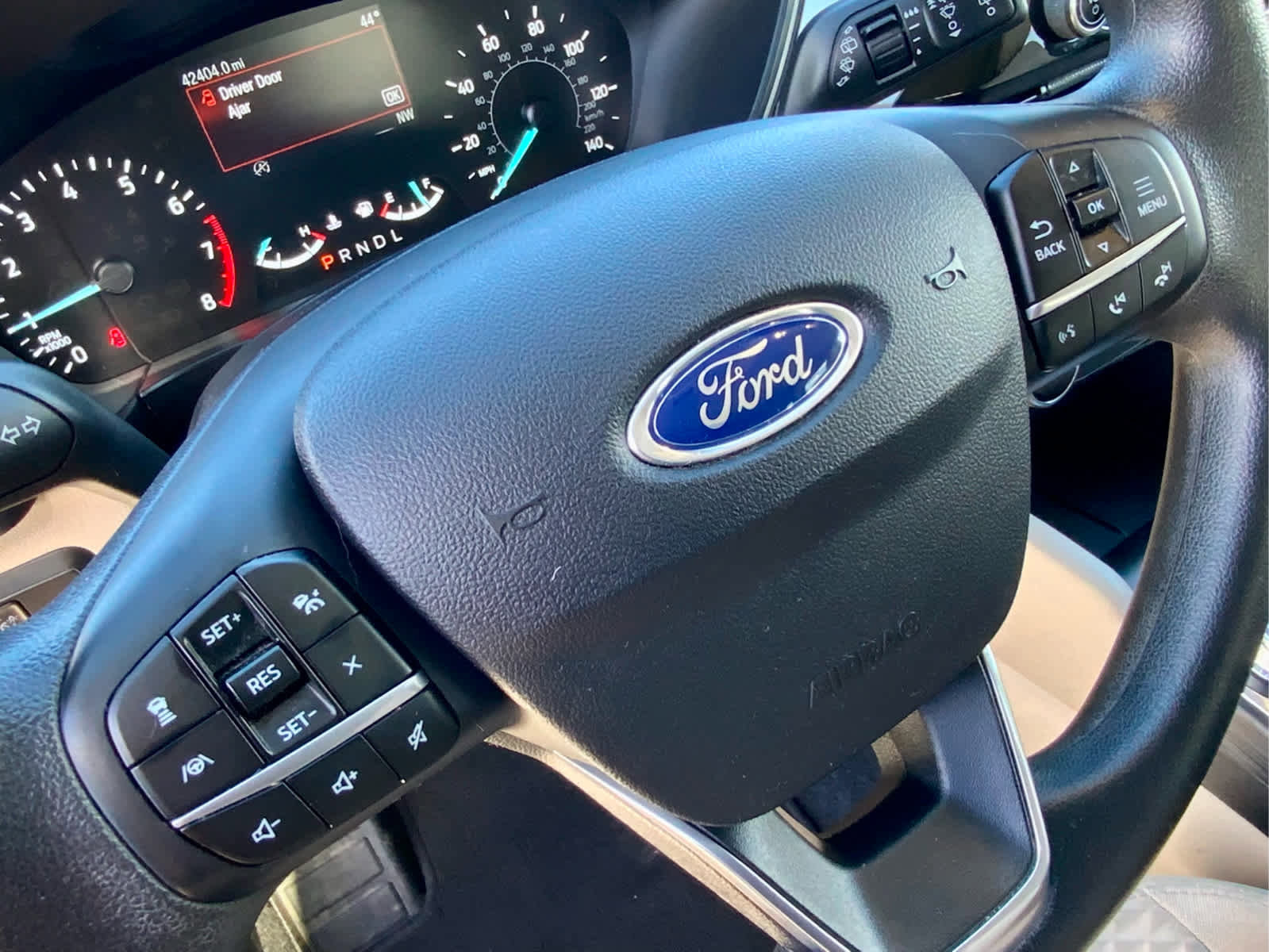 Used 2021 Ford Escape SE image 39