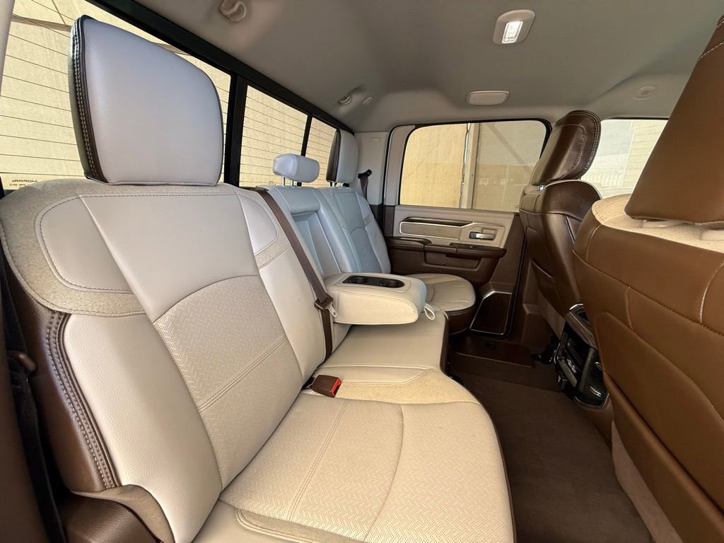 Used 2025 RAM 3500 Laramie AWD/4WD image 22