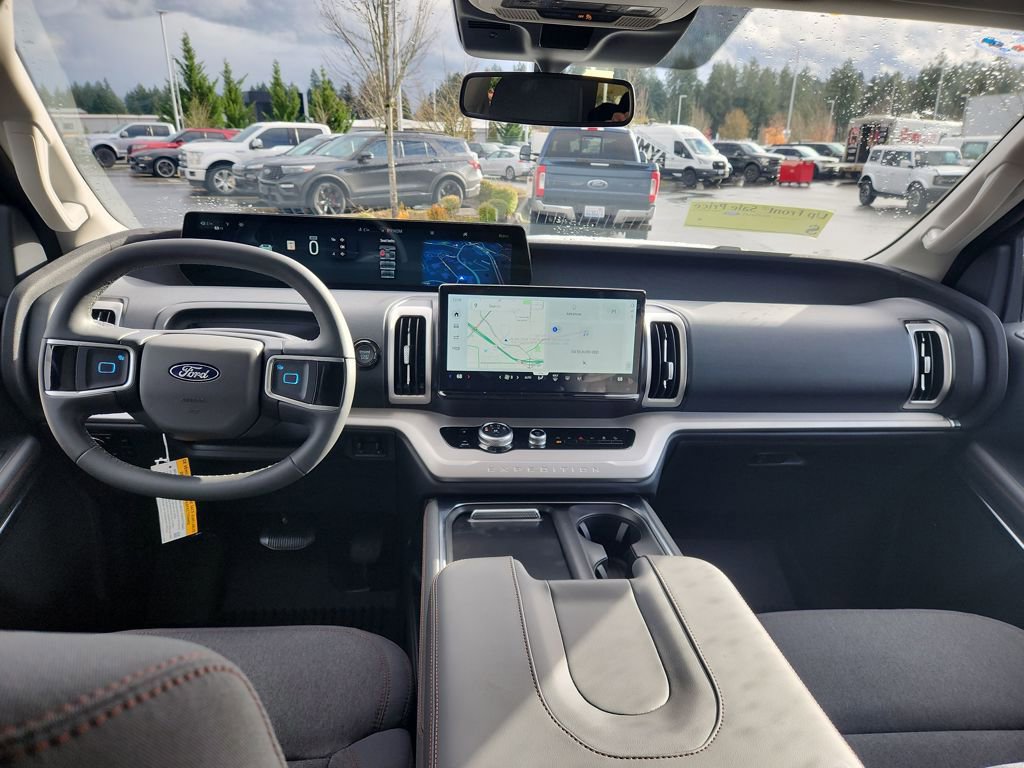 New 2025 Ford Expedition Max Active image 16